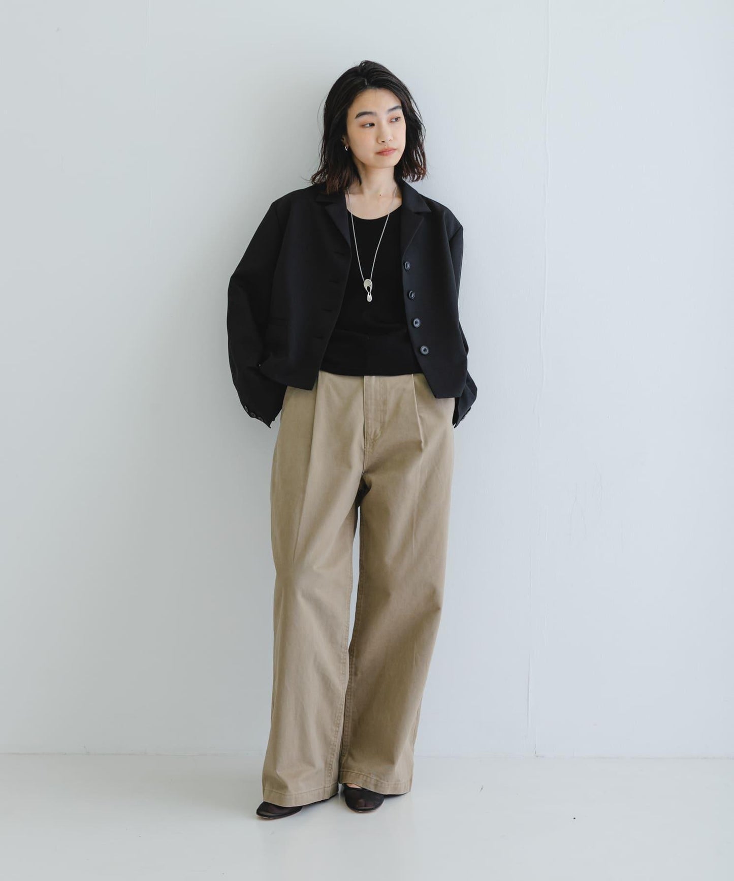 new basic 盒型短款夾克