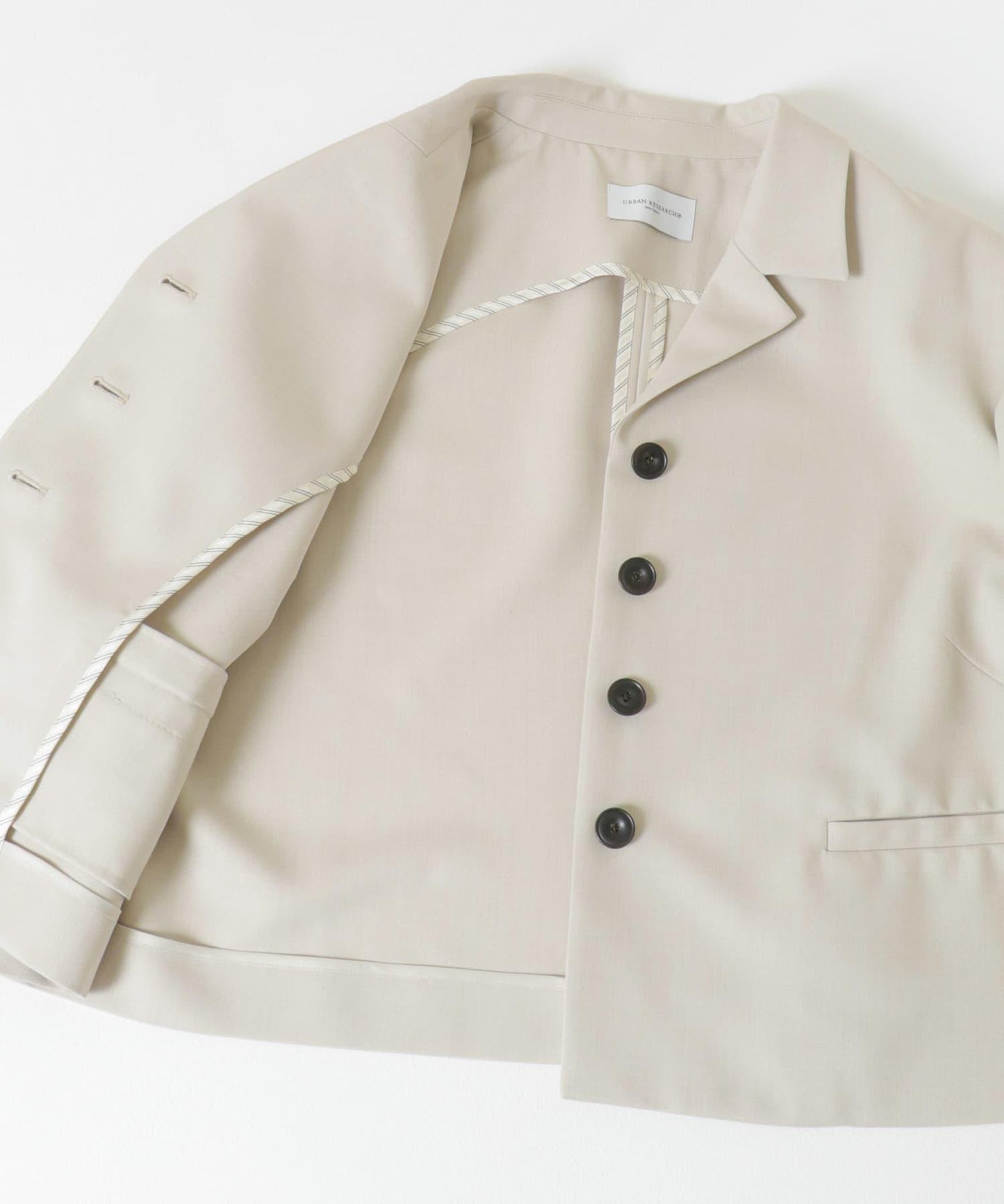 new basic 盒型短款夾克