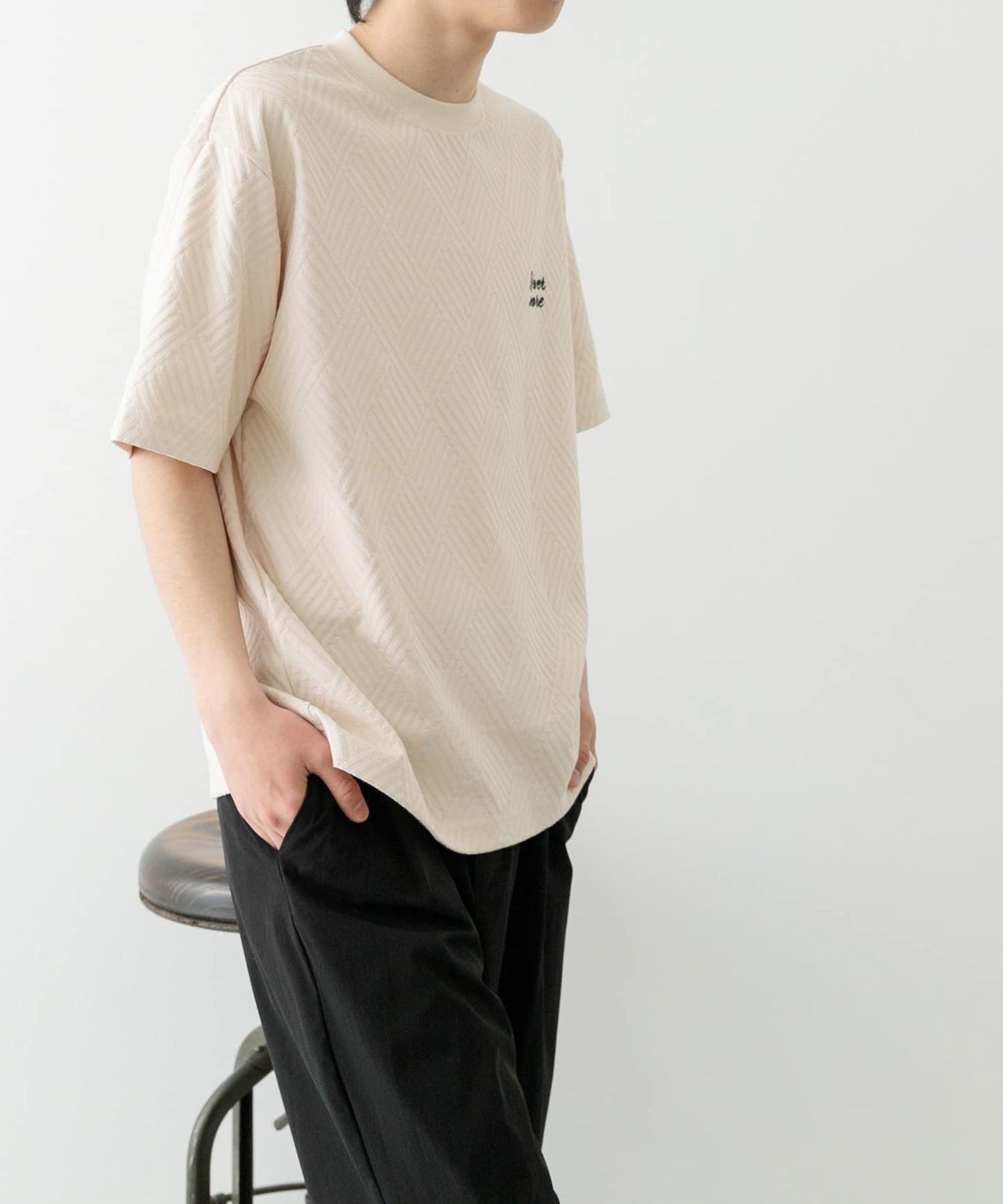 單點刺繡人字紋提花T恤