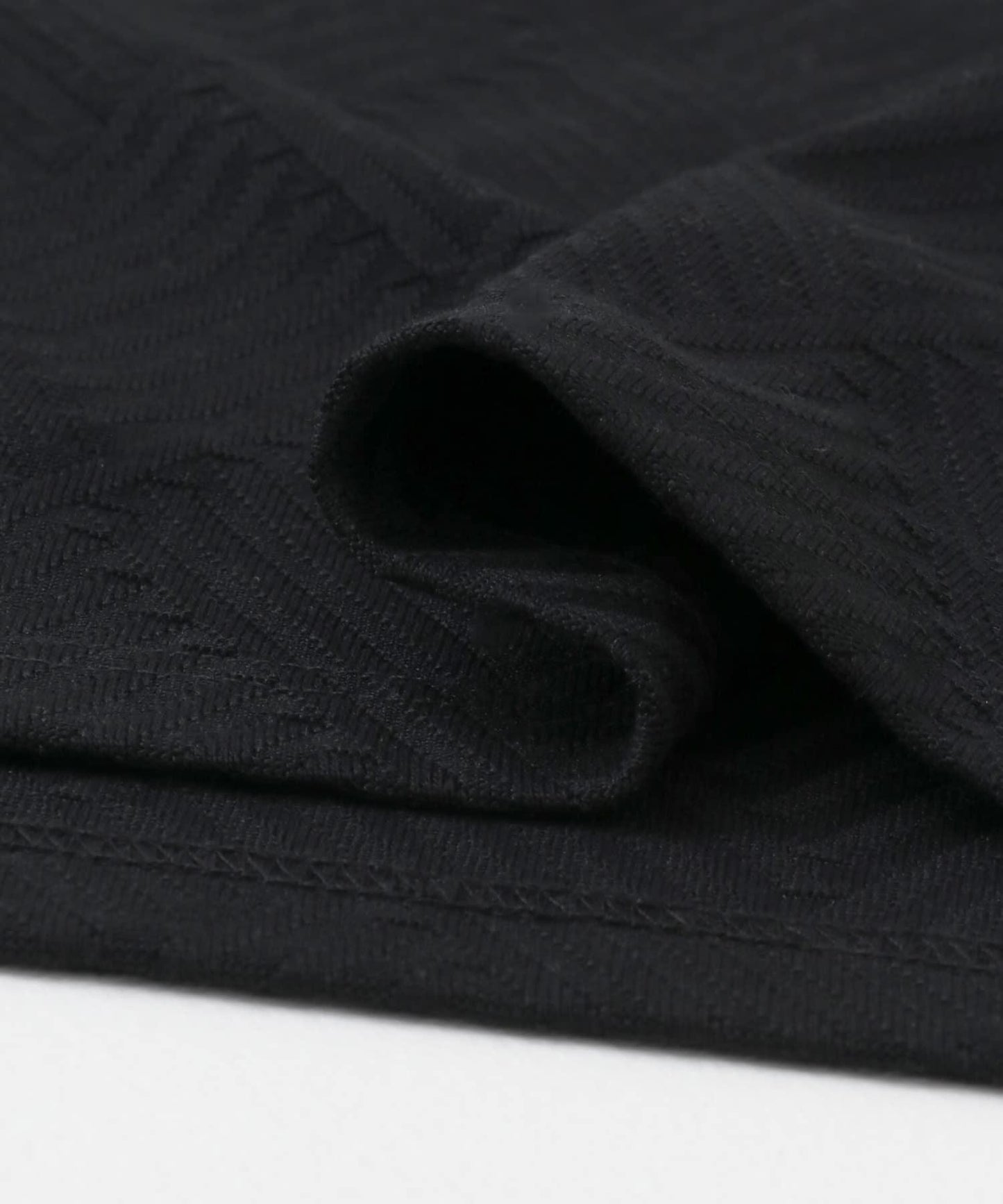 單點刺繡人字紋提花T恤