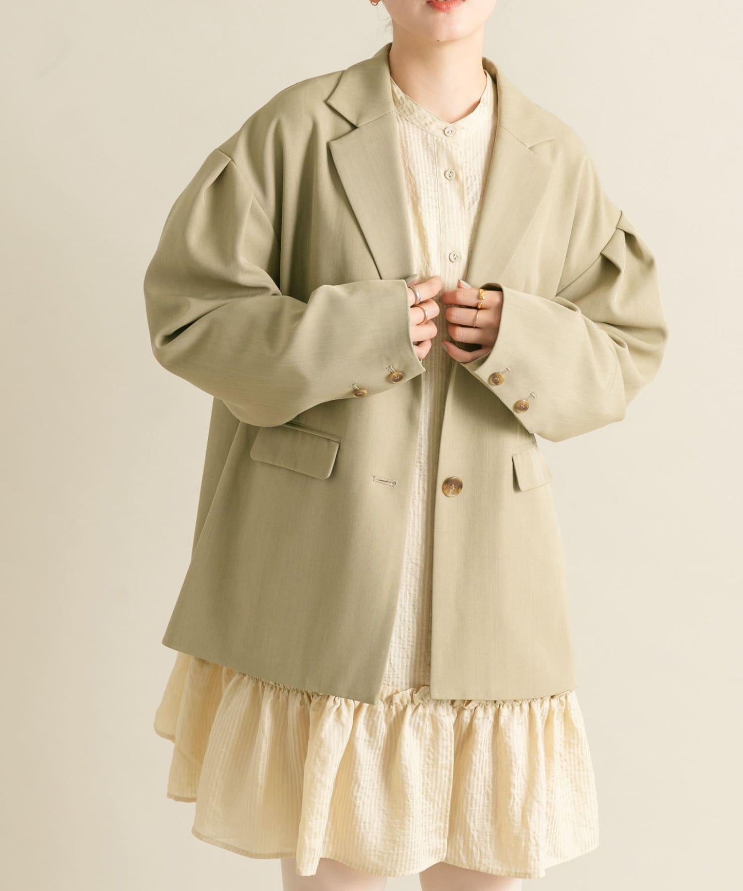 肩部褶皺寬鬆西裝外套