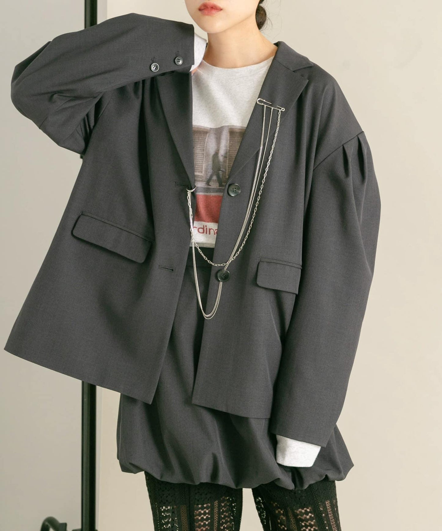 肩部褶皺寬鬆西裝外套