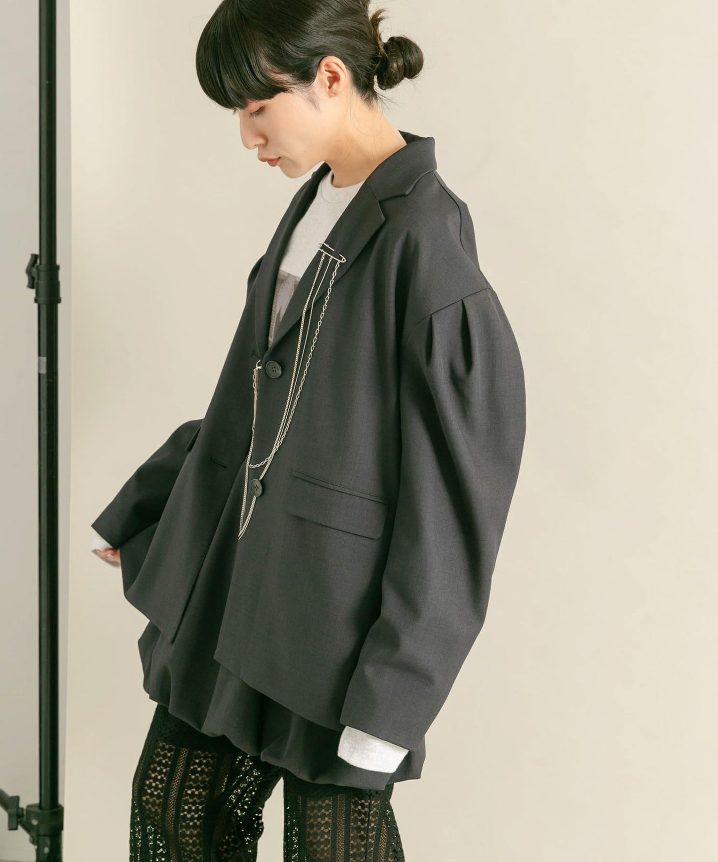 肩部褶皺寬鬆西裝外套