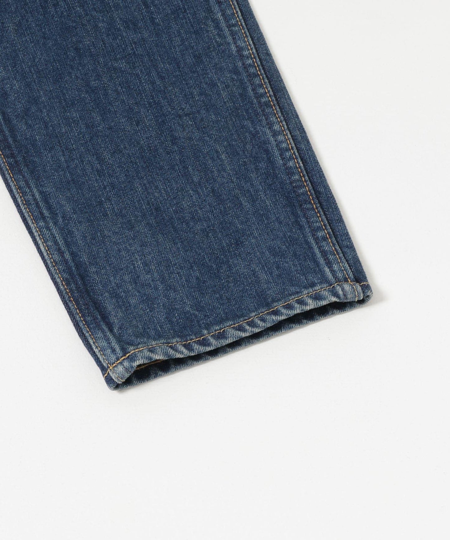 CIOTA 靛藍Supima棉修身牛仔褲