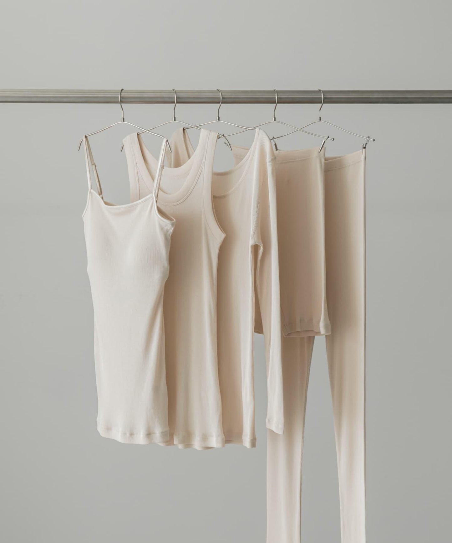 絲綢羅紋短款打底褲