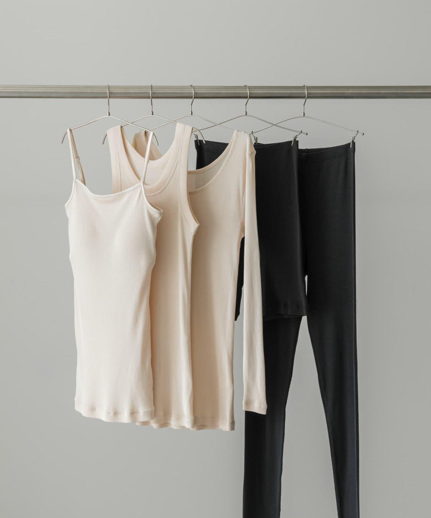 絲綢羅紋短款打底褲