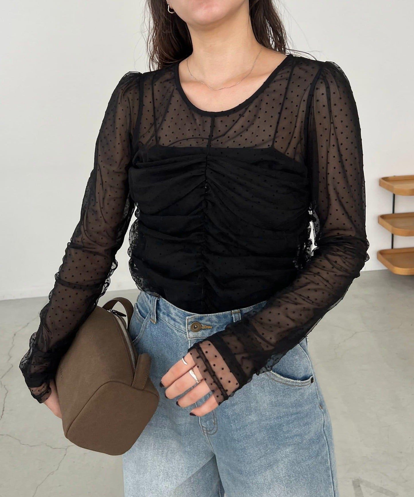 植絨波點設計 襯衫 再販款