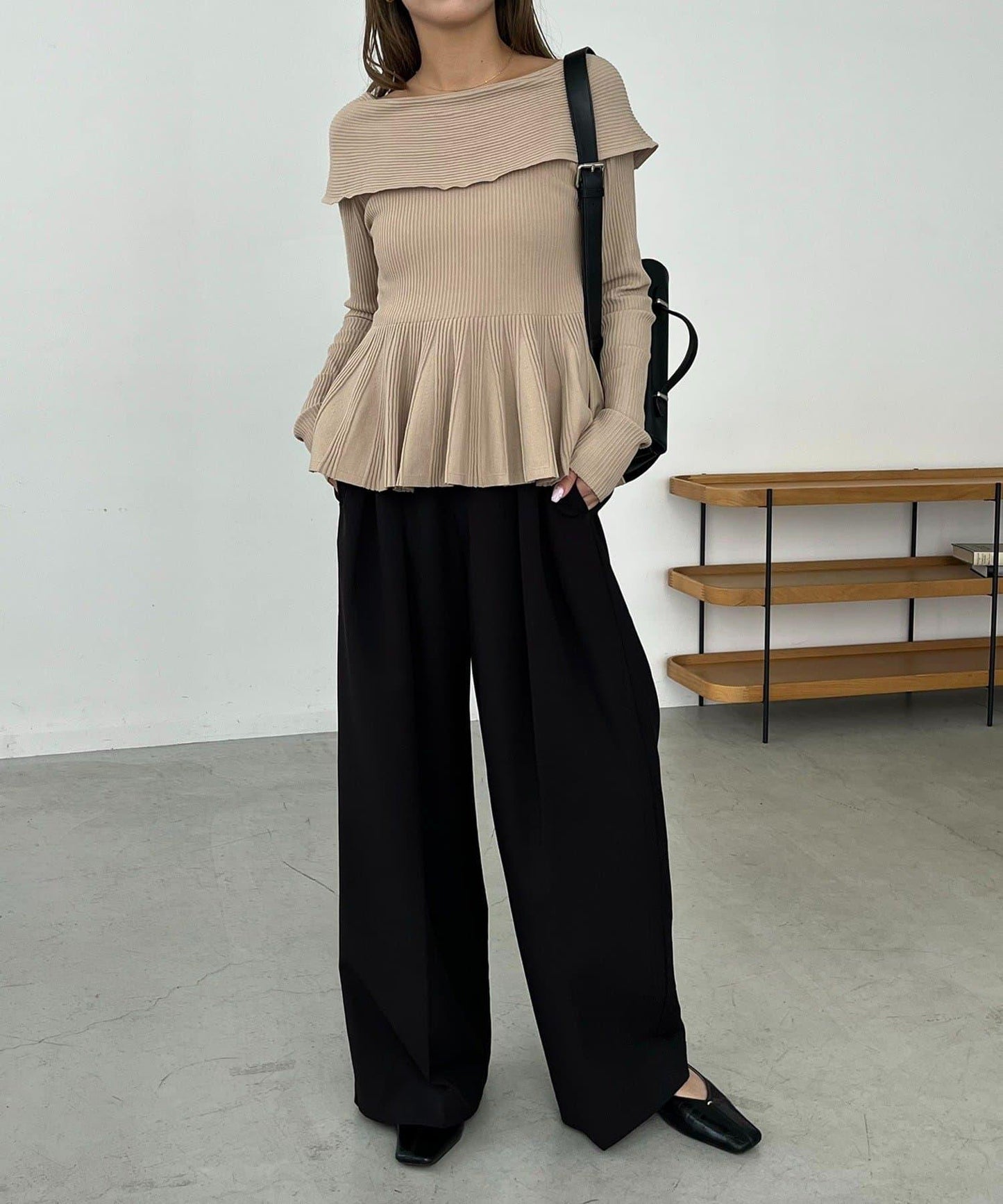 【CAPRICIEUX LE'MAGE】喇叭袖一字領針織衫