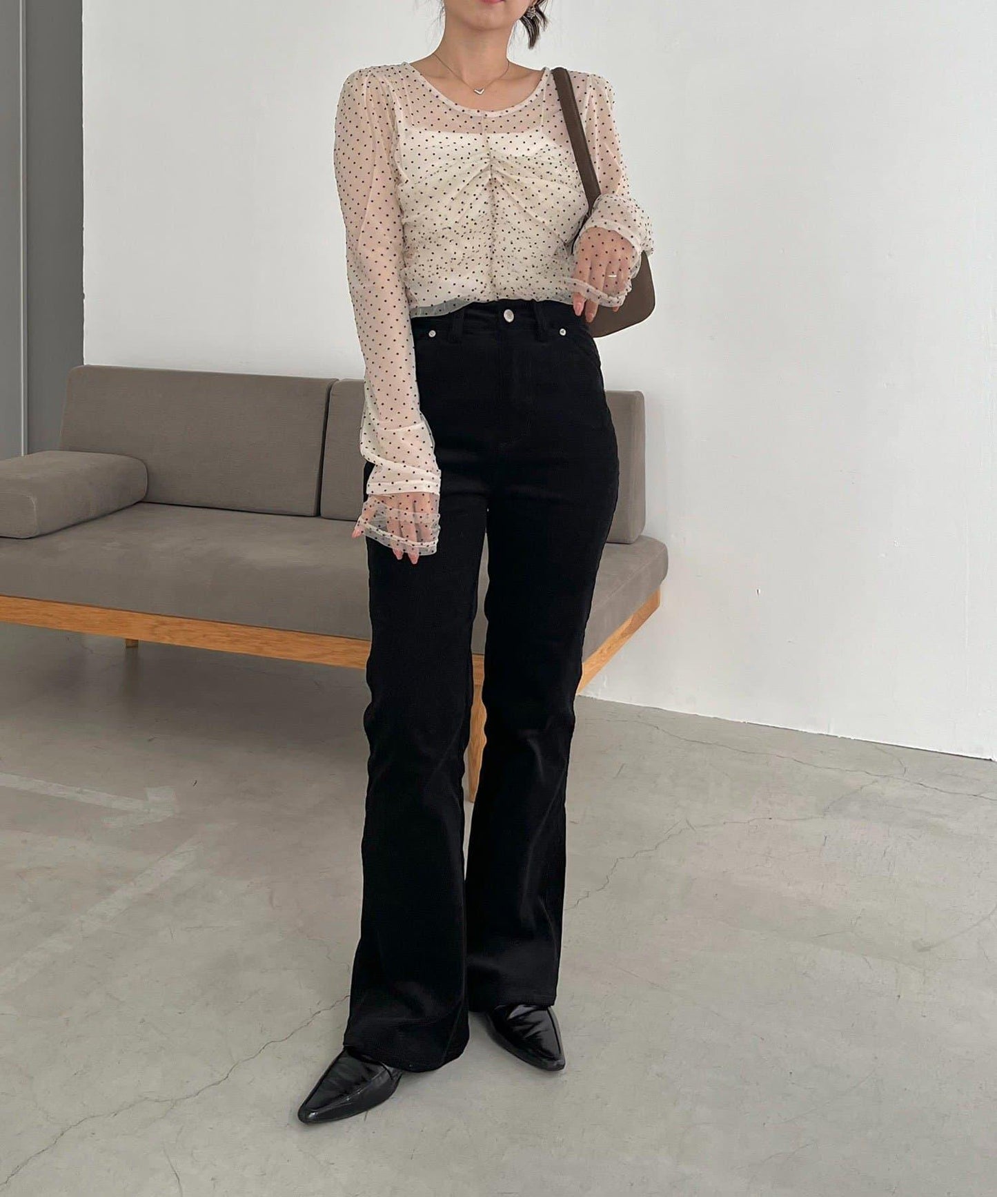 植絨波點設計 襯衫 再販款