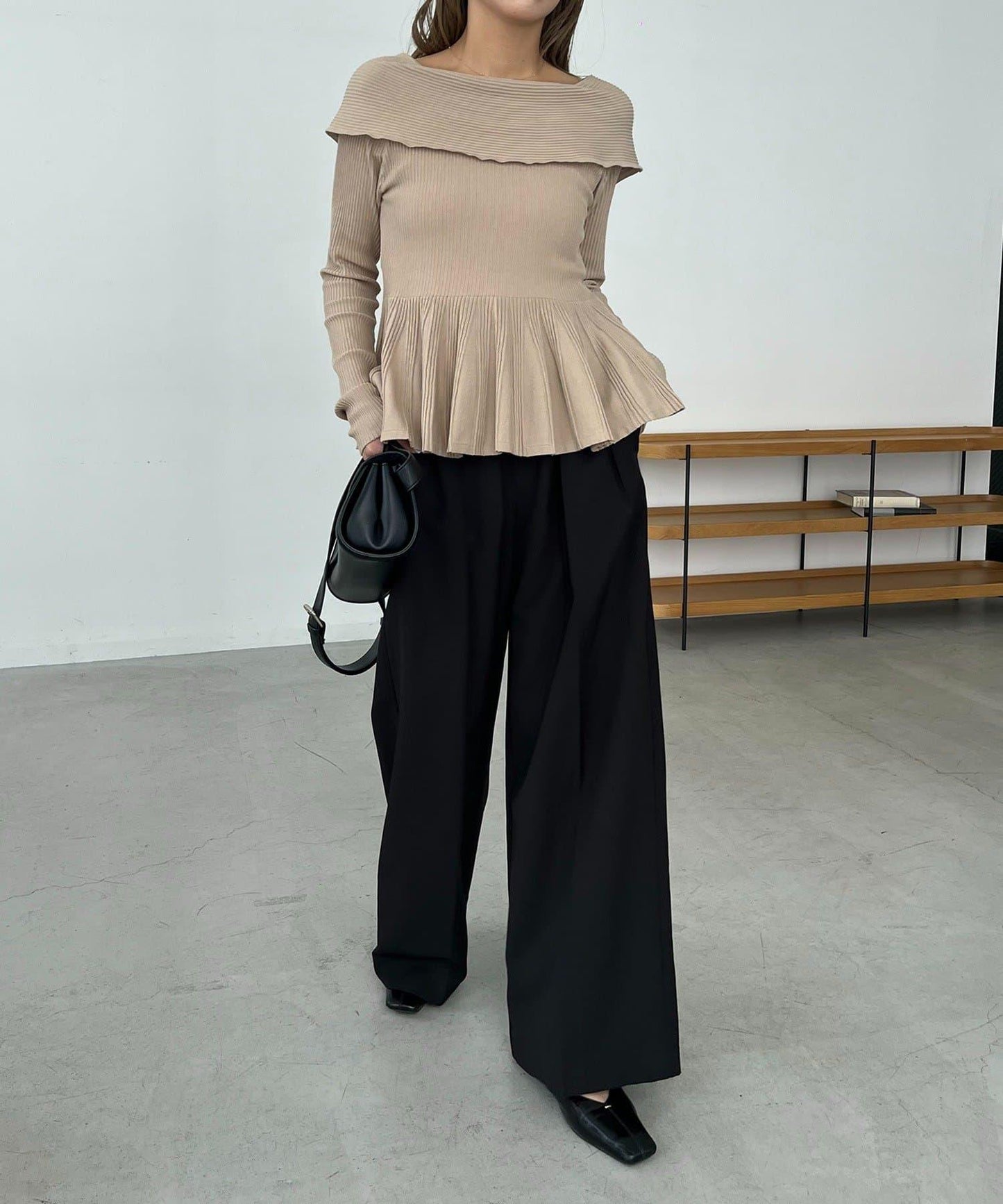 【CAPRICIEUX LE'MAGE】喇叭袖一字領針織衫