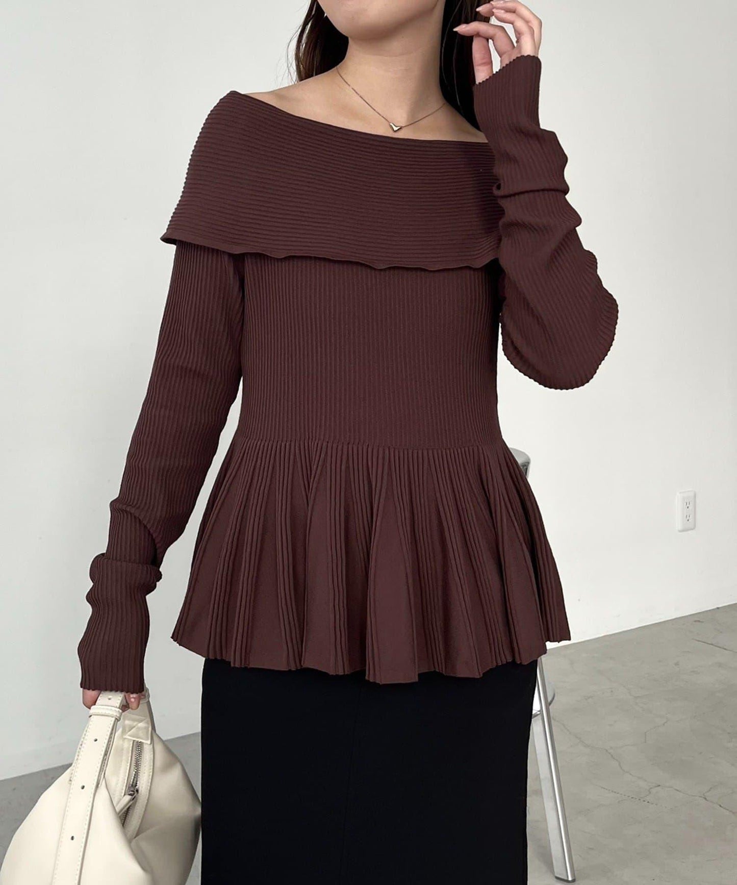 【CAPRICIEUX LE'MAGE】喇叭袖一字領針織衫