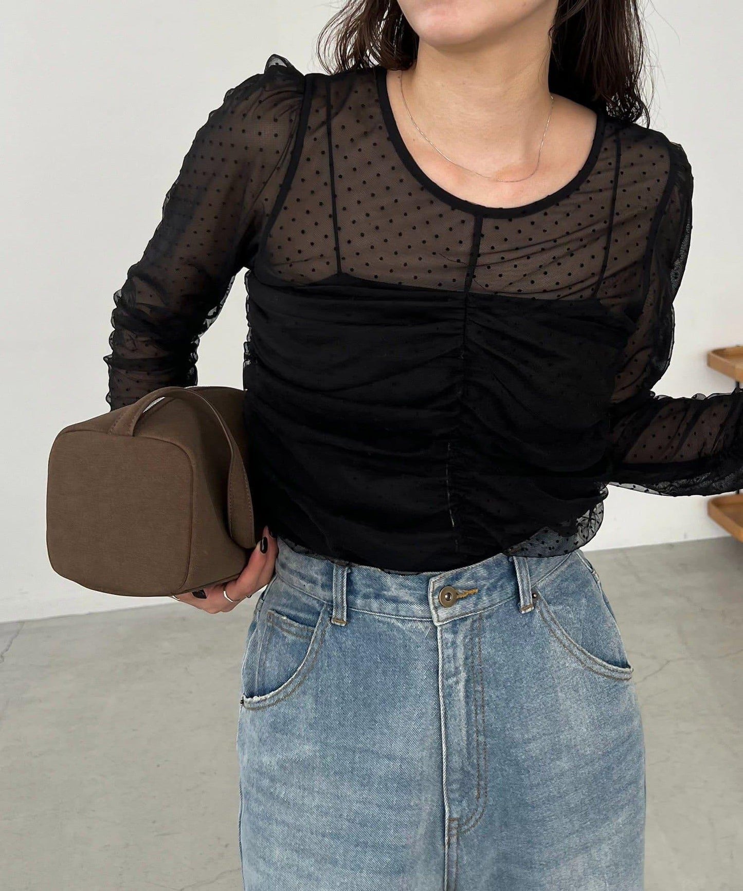 植絨波點設計 襯衫 再販款