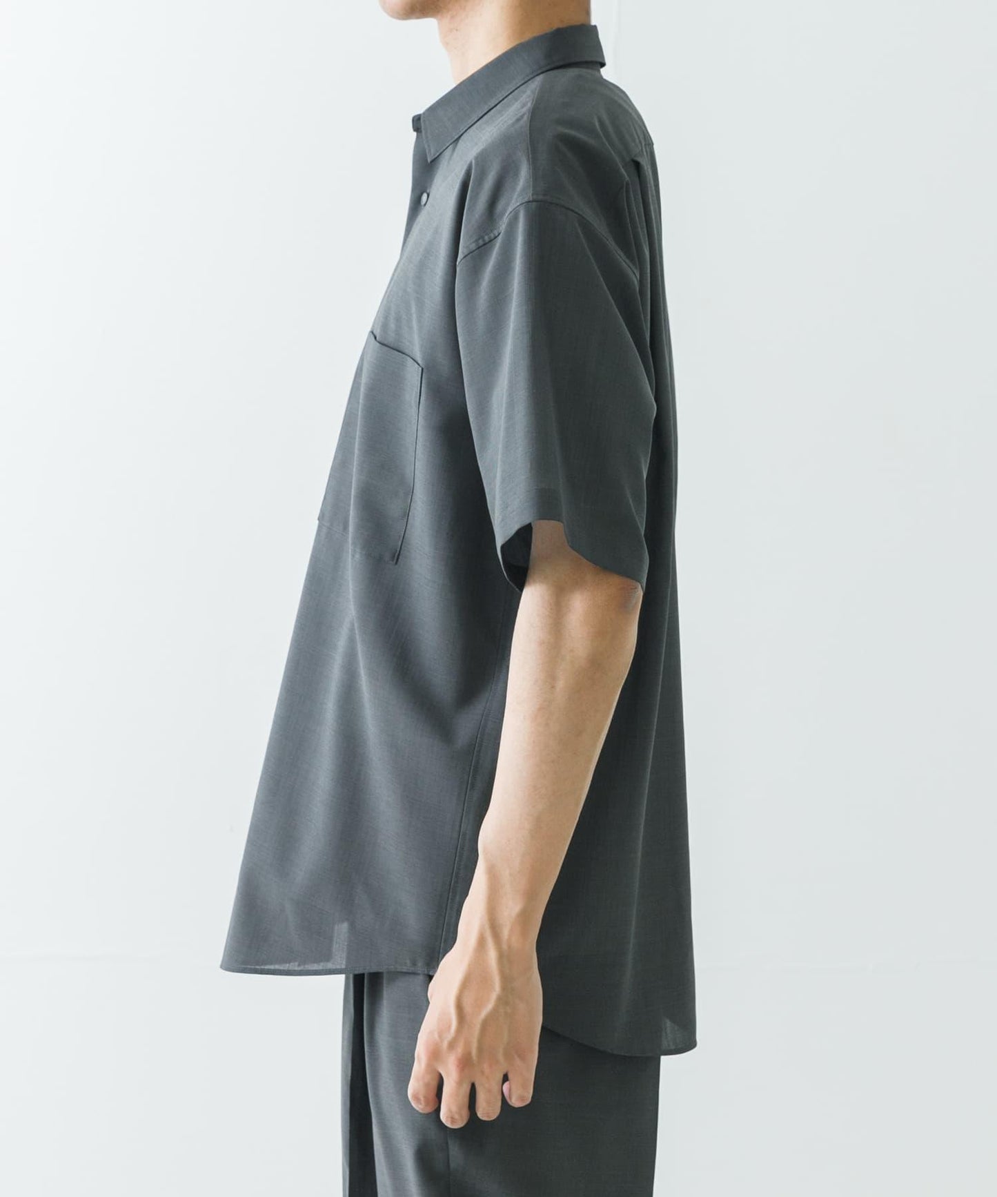 可水洗羊毛精紡短袖襯衫