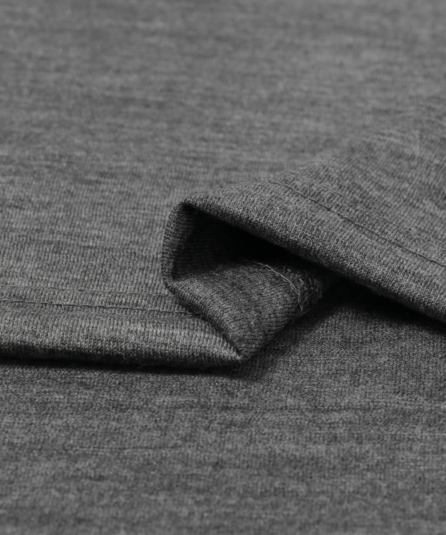 new basic 可水洗美麗諾羊毛短袖T恤