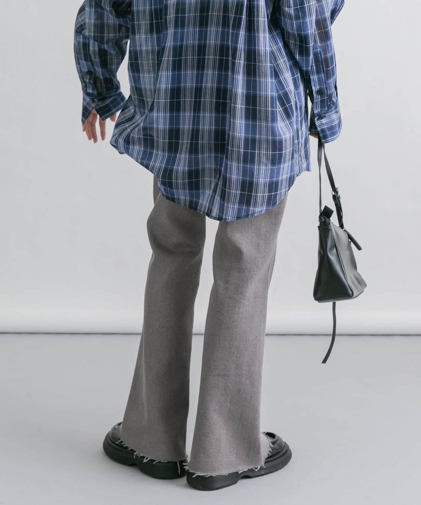 「34碼/適合身材較矮人群」彈力喇叭牛仔褲