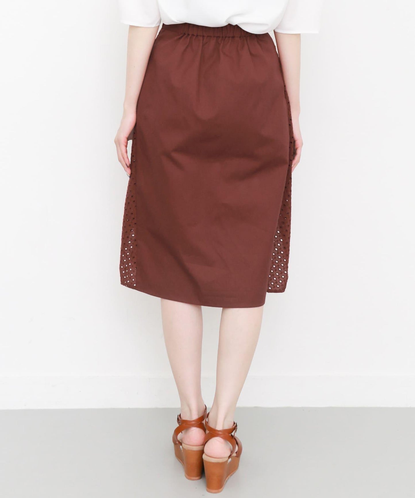 荷葉邊蕾絲不對稱半身裙