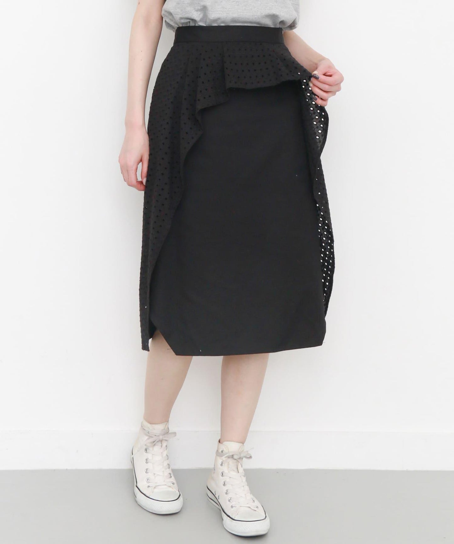 荷葉邊蕾絲不對稱半身裙