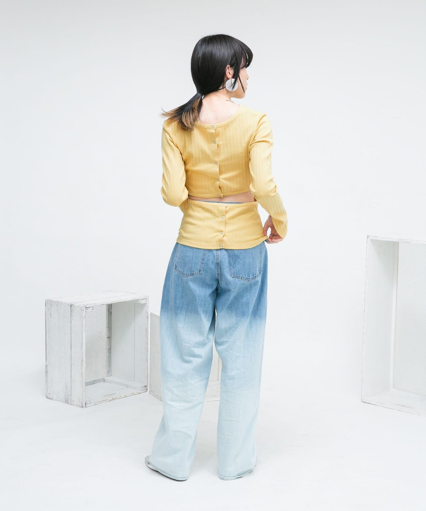 鏤空羅紋針織衫