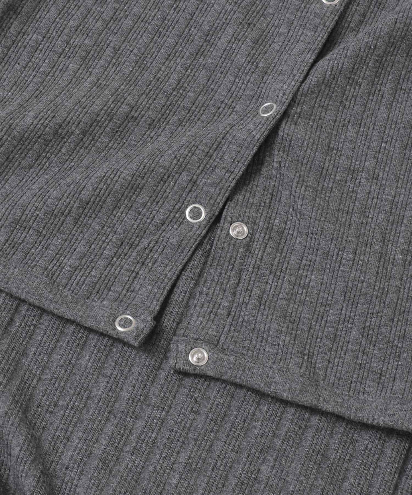 鏤空羅紋針織衫