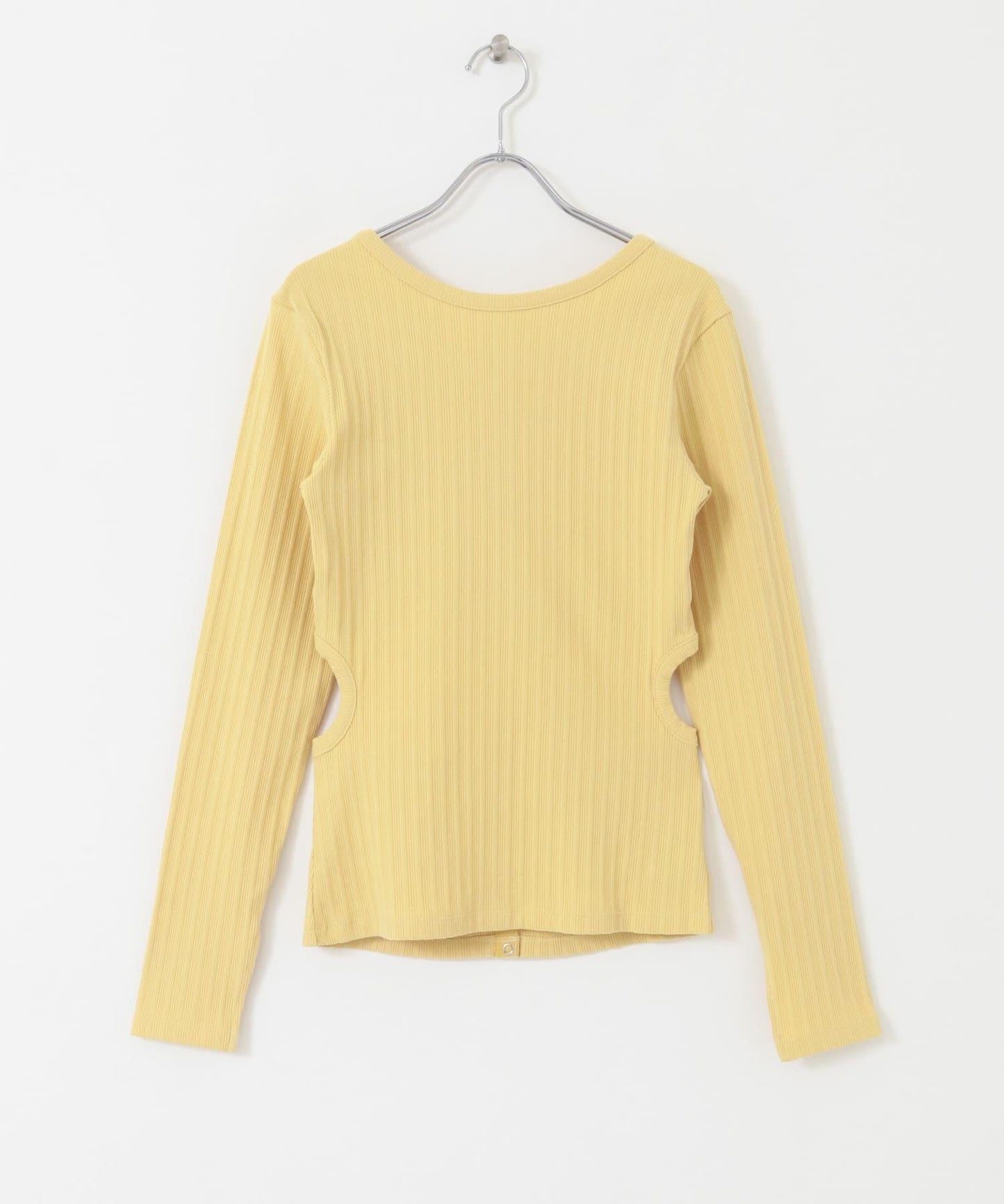 鏤空羅紋針織衫