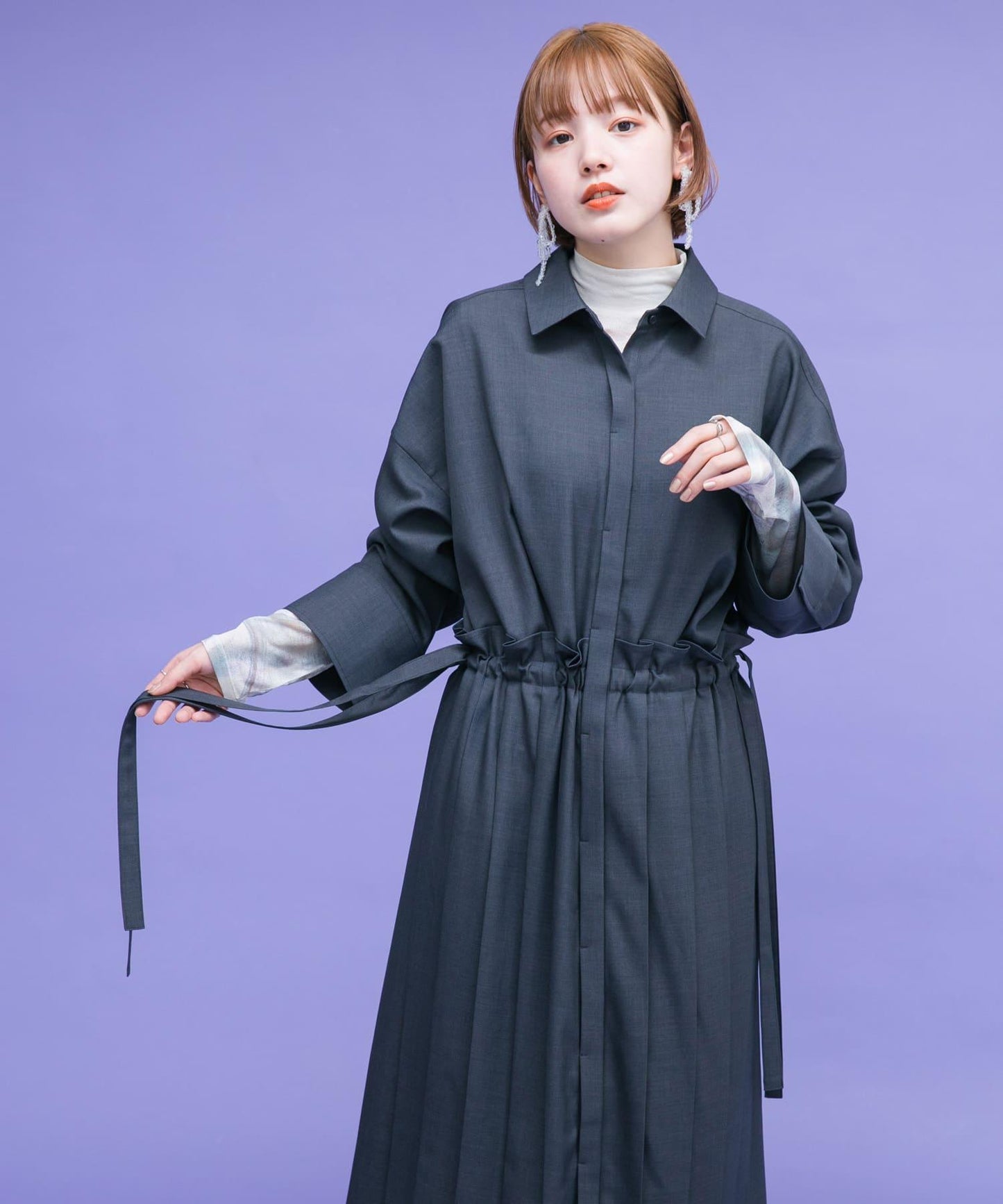 百褶拼接連衣裙