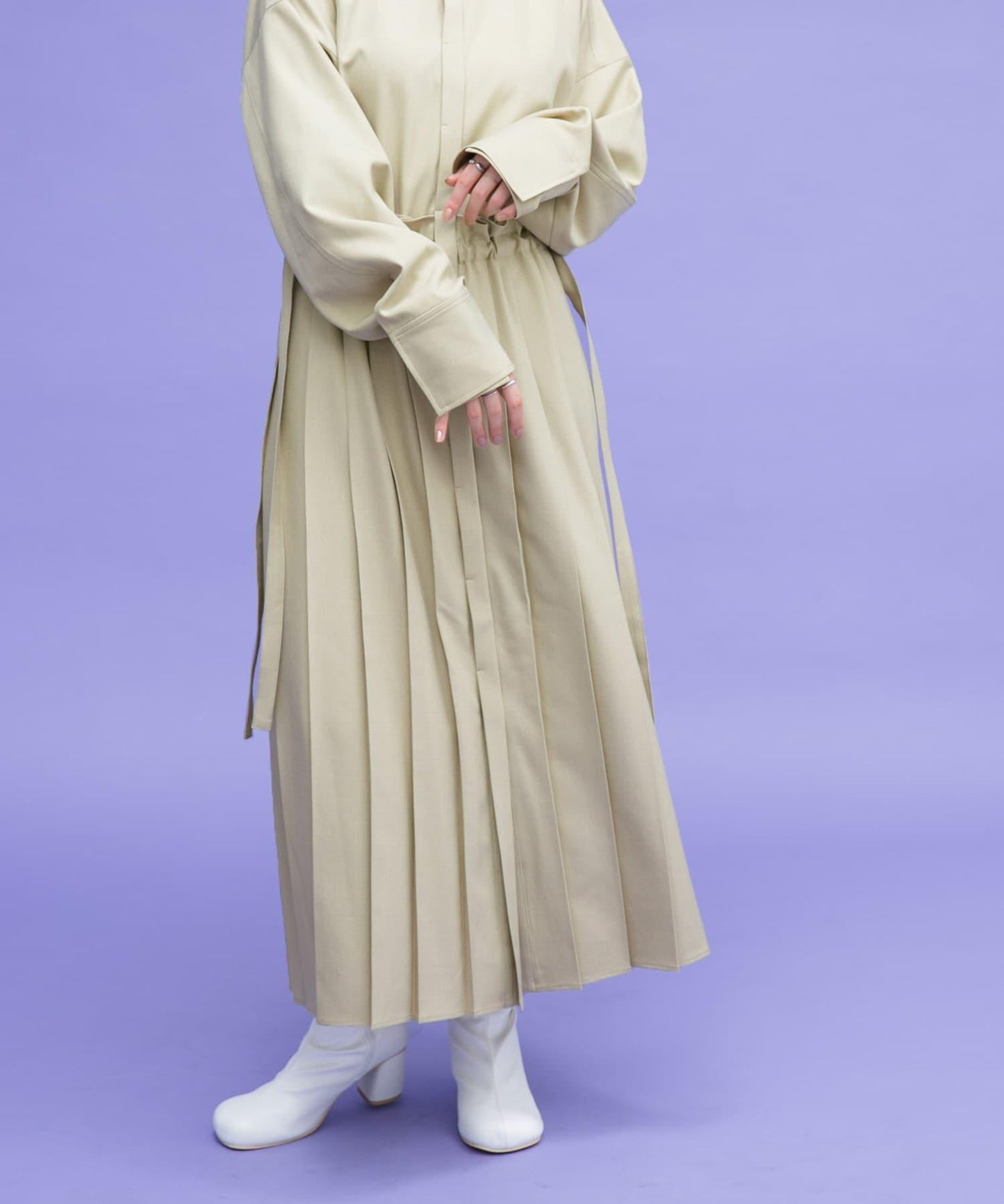 百褶拼接連衣裙