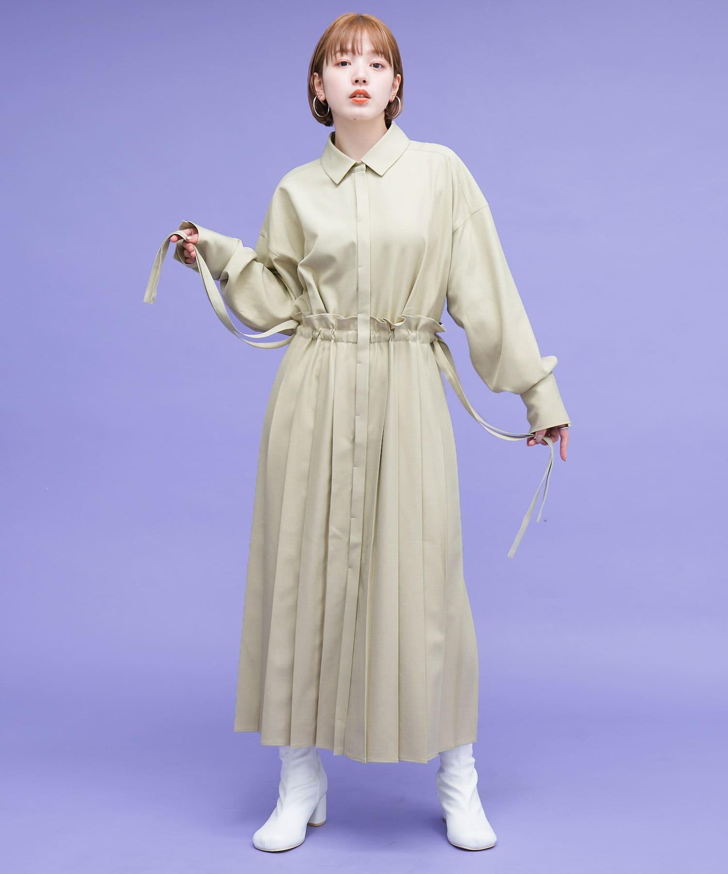 百褶拼接連衣裙