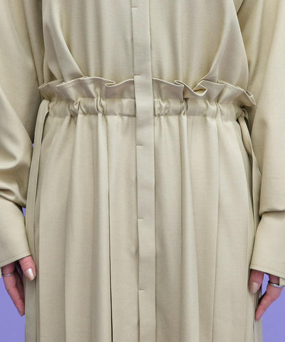 百褶拼接連衣裙