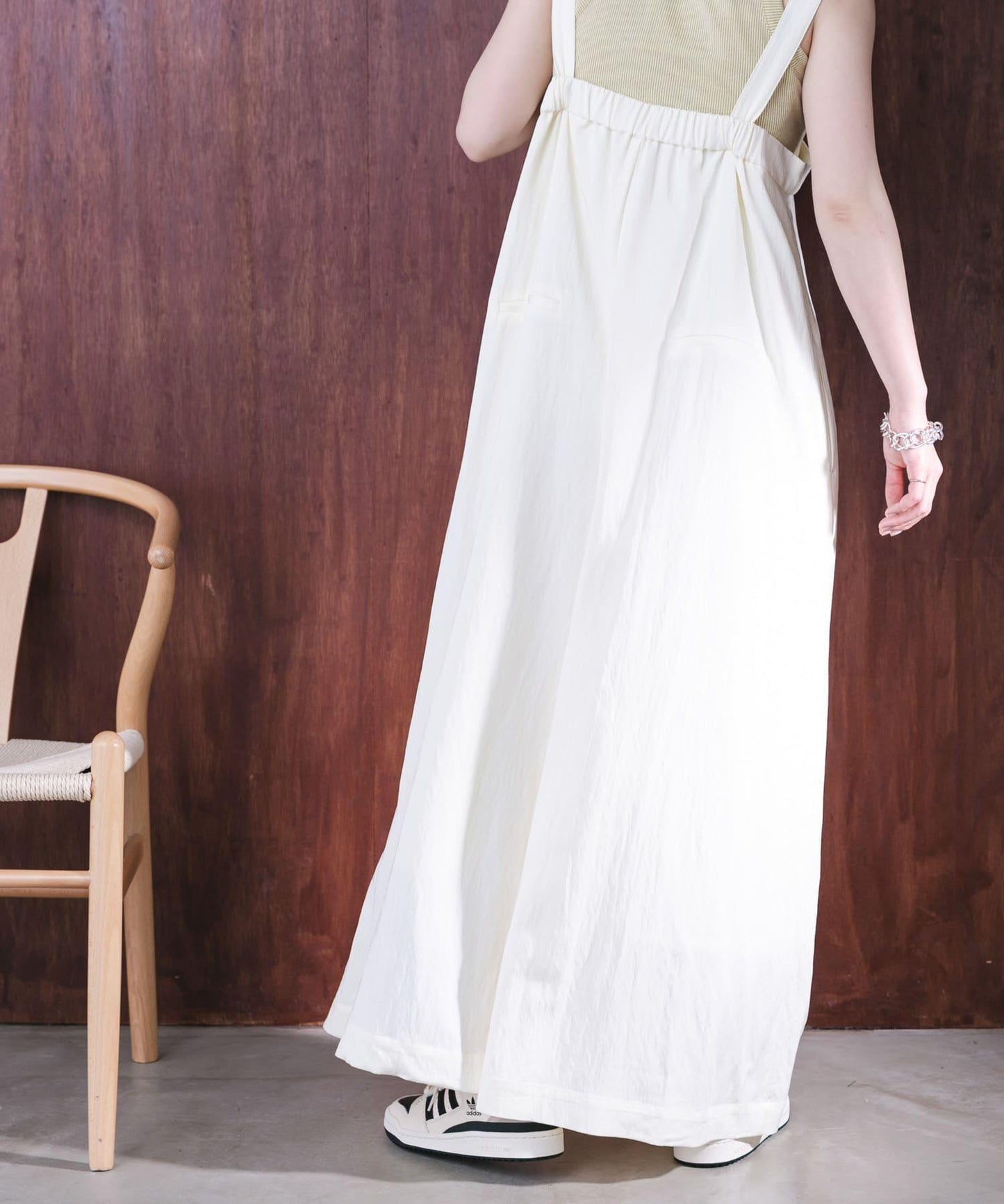 2尺碼可選寬肩帶連體褲