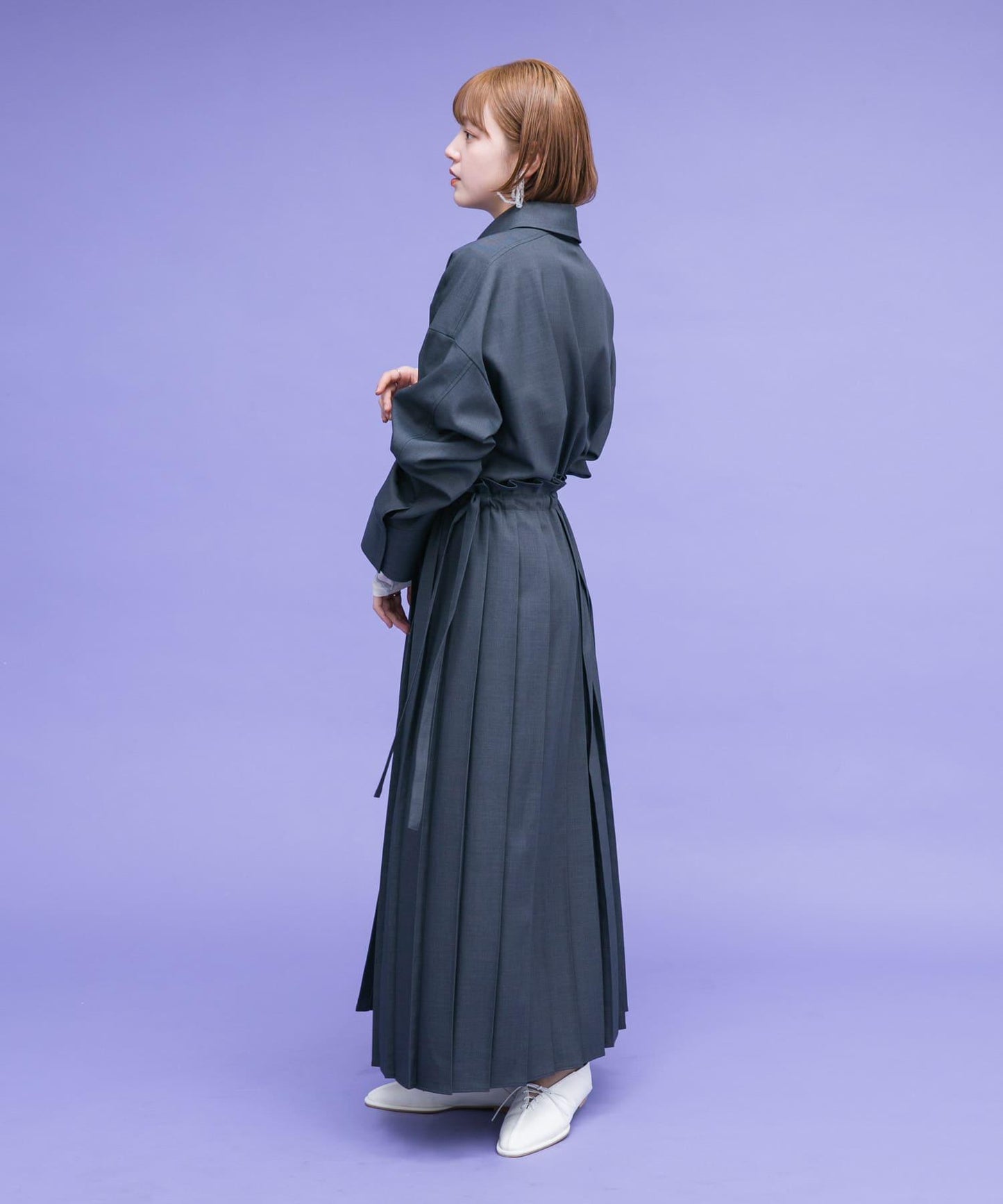 百褶拼接連衣裙