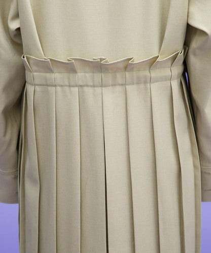 百褶拼接連衣裙