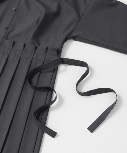 百褶拼接連衣裙