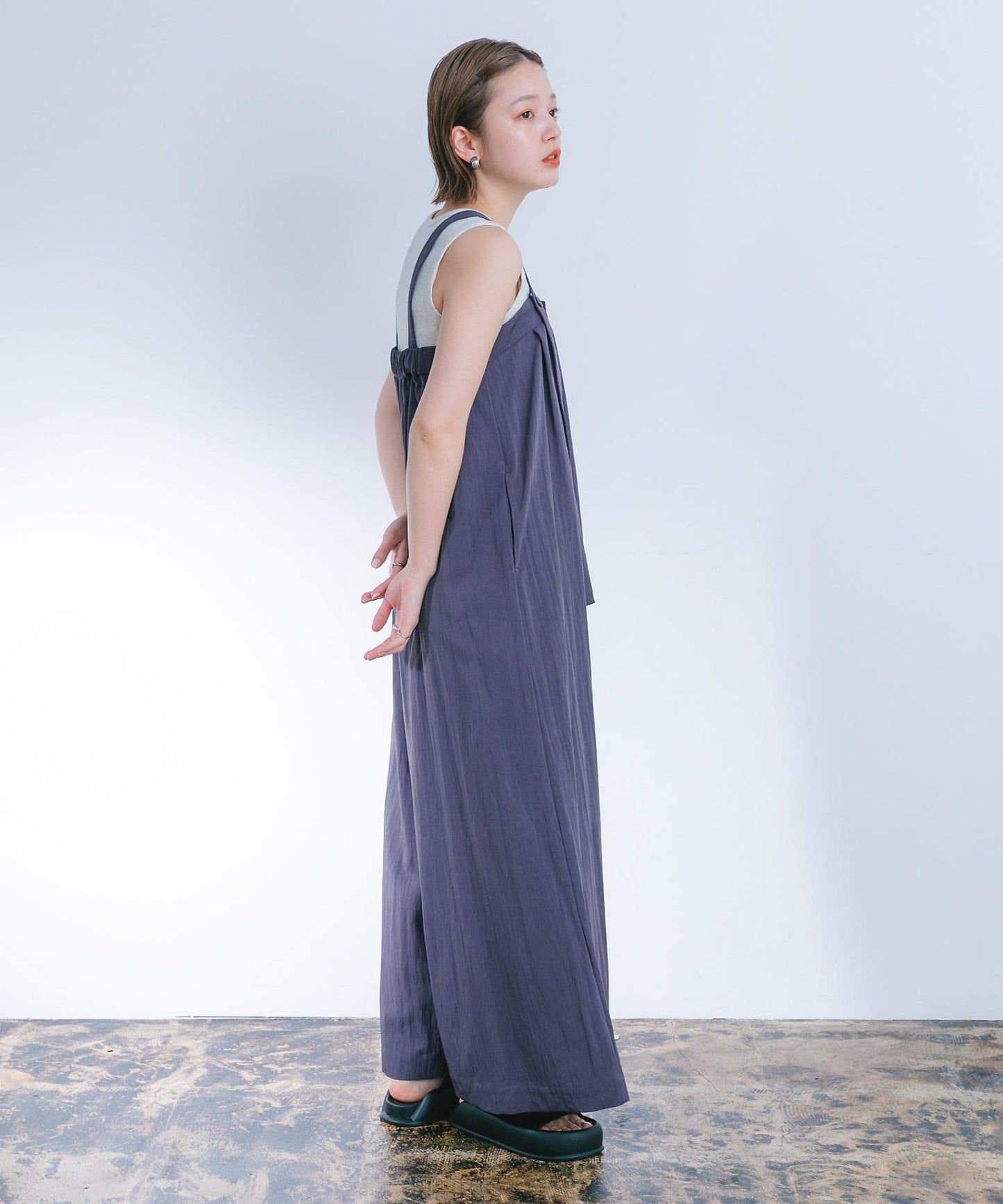 2尺碼可選寬肩帶連體褲