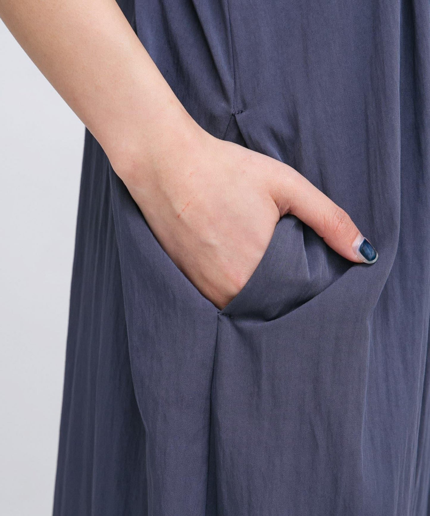 2尺碼可選寬肩帶連體褲