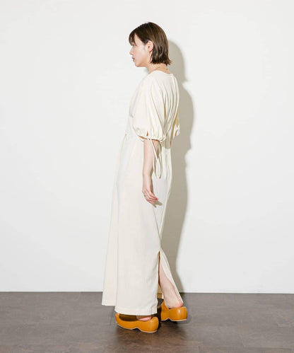 2尺碼可選抽繩袖腰部褶皺連衣裙