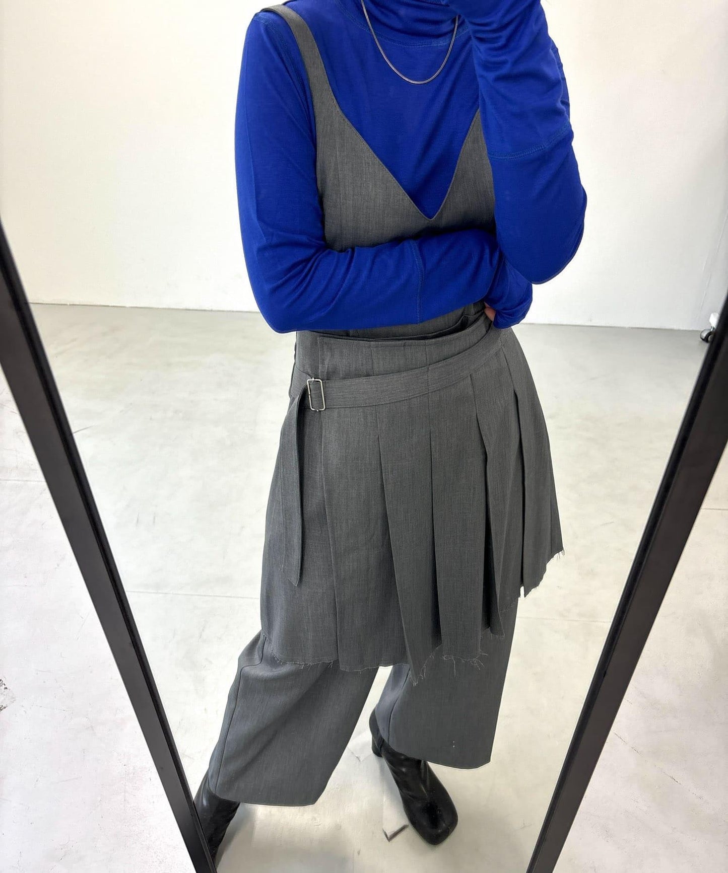 百褶裙套裝揹帶褲