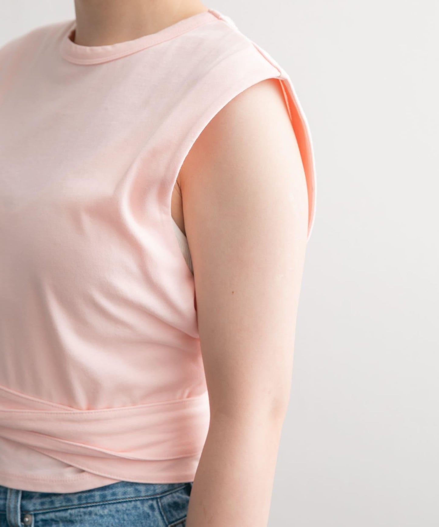 繫帶收腰無袖上衣