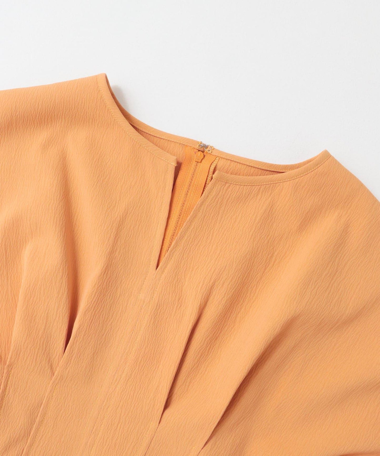 2尺碼可選抽繩袖腰部褶皺連衣裙