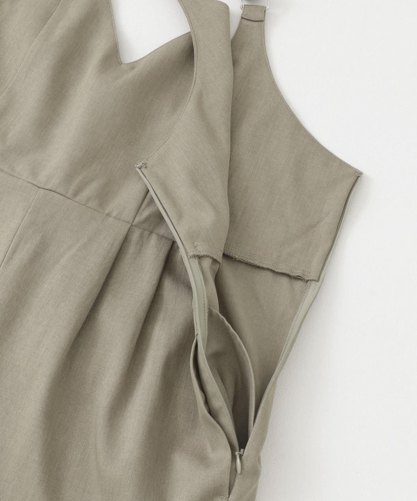 百褶裙套裝揹帶褲