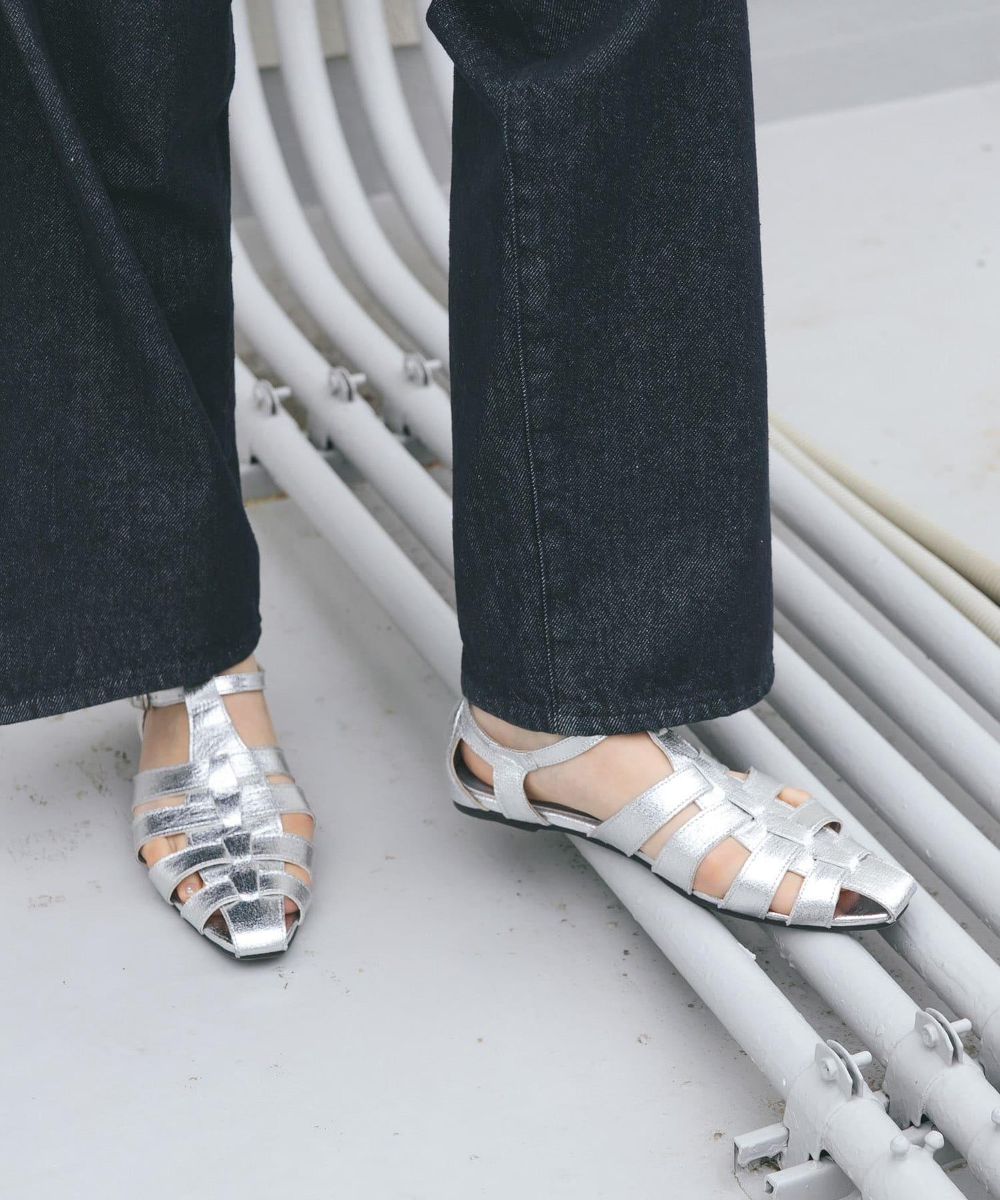 平底古爾卡涼鞋