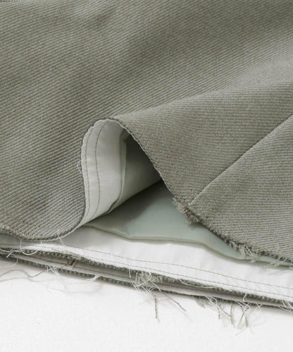 裁剪下襬迷你裙