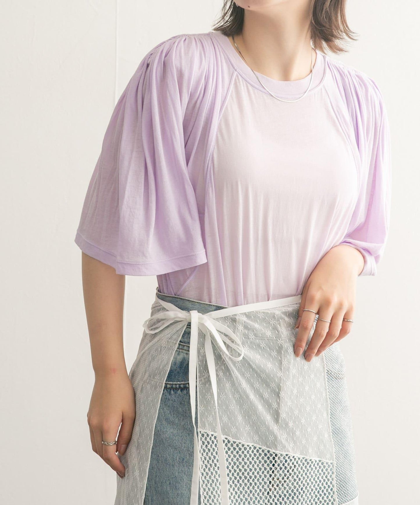 荷葉邊袖透視針織衫