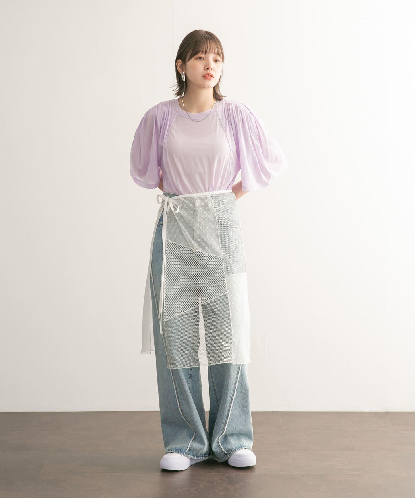 荷葉邊袖透視針織衫