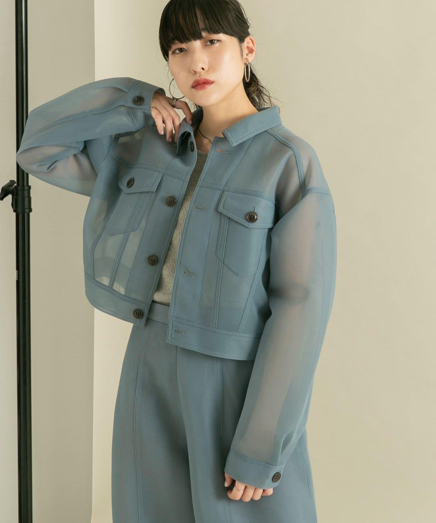 透視質感短款夾克