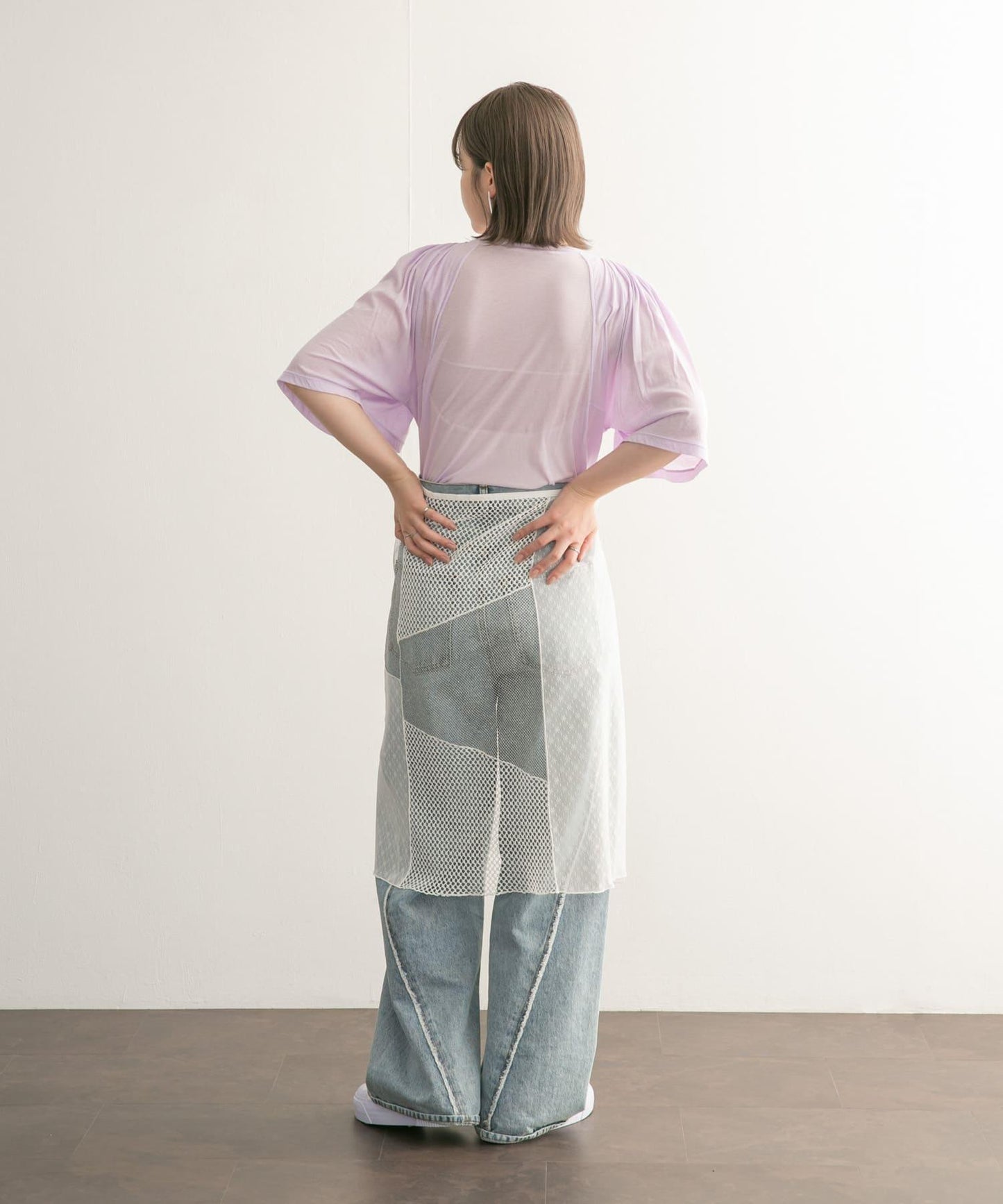 荷葉邊袖透視針織衫