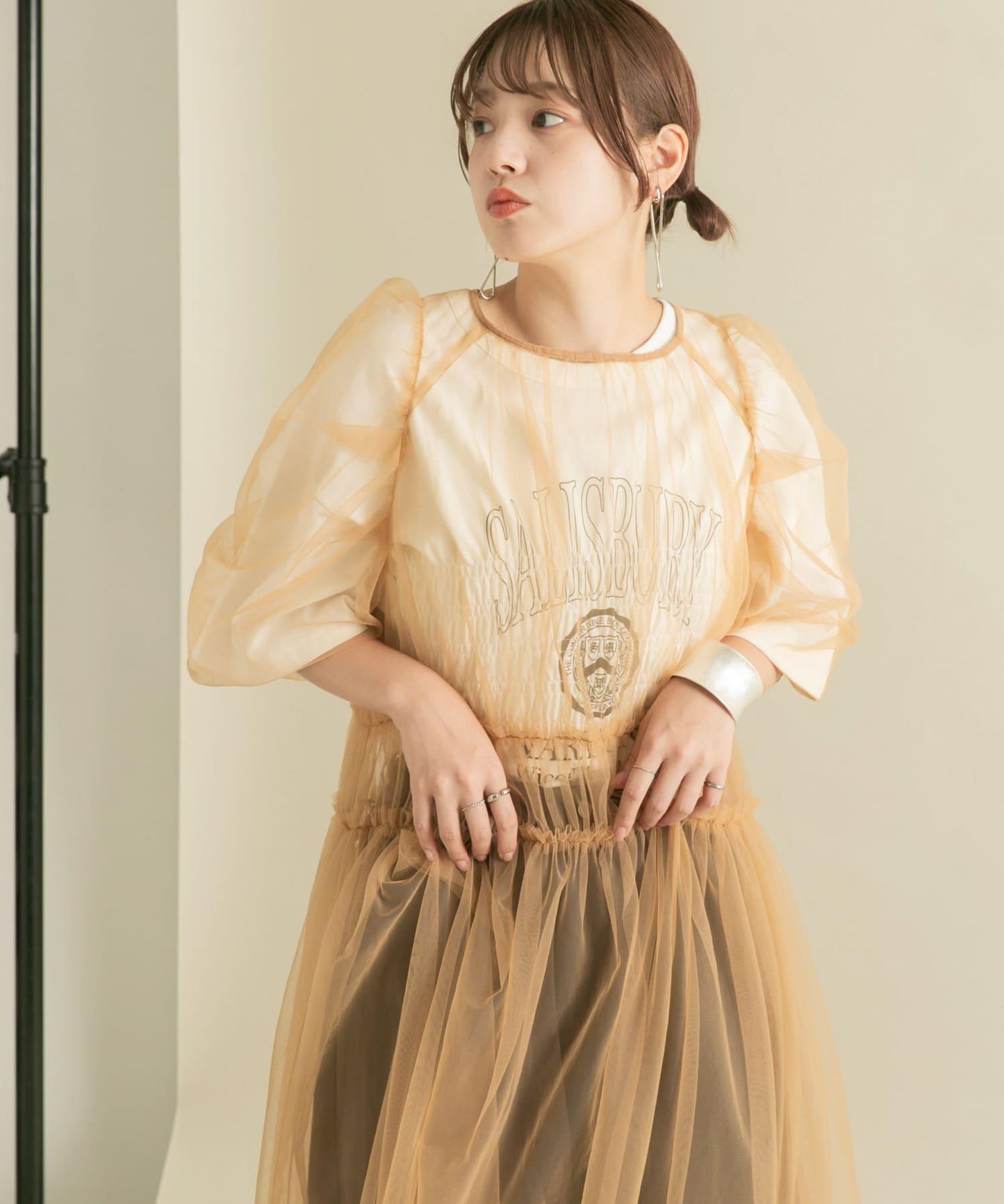 泡泡袖網紗連衣裙