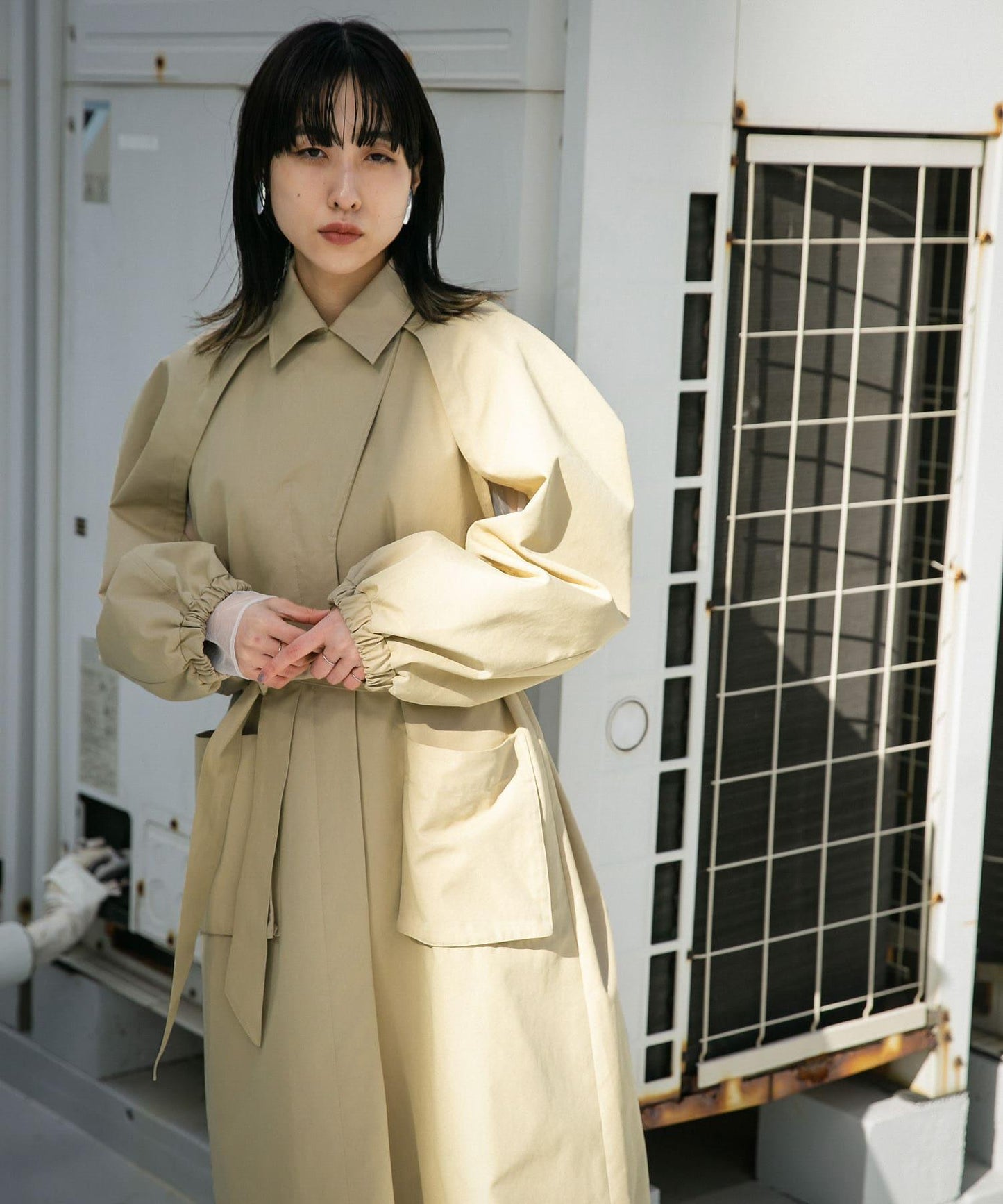 立體袖設計大衣