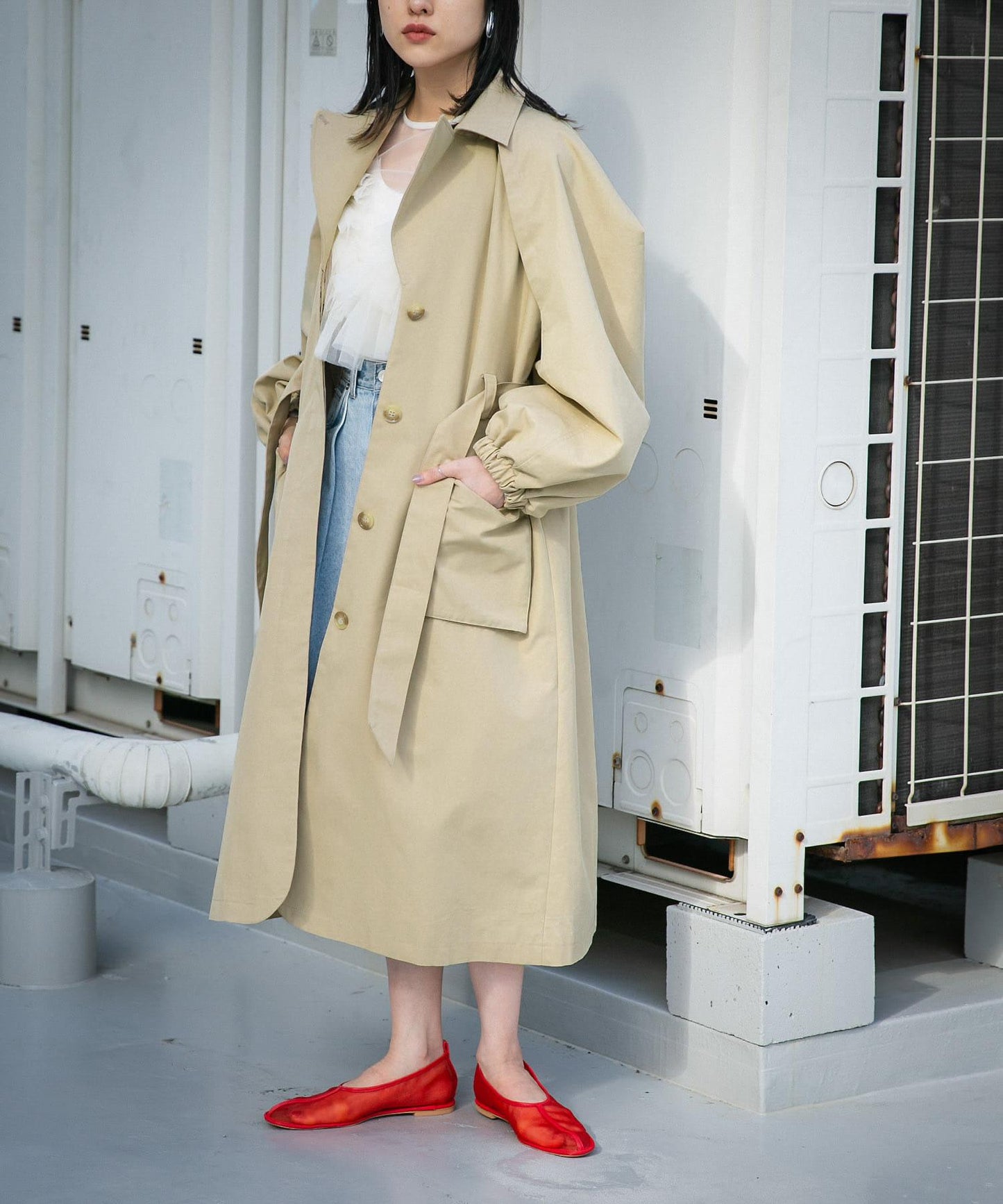 立體袖設計大衣