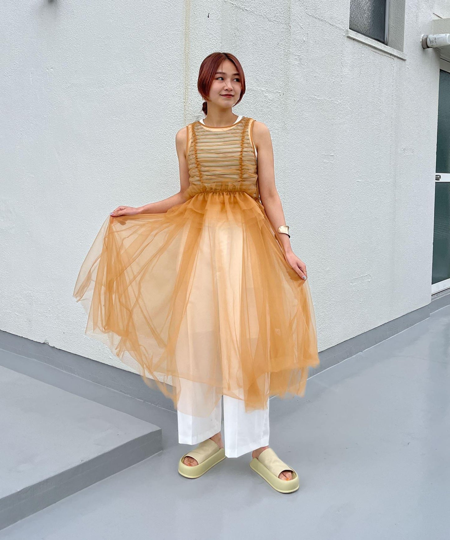 荷葉邊套裝網紗連衣裙