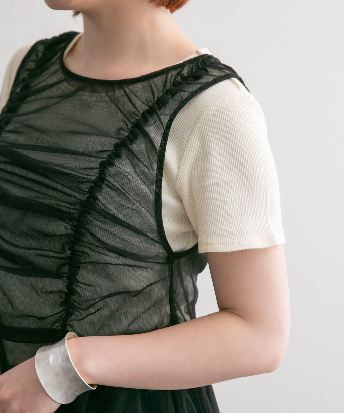 荷葉邊套裝網紗連衣裙